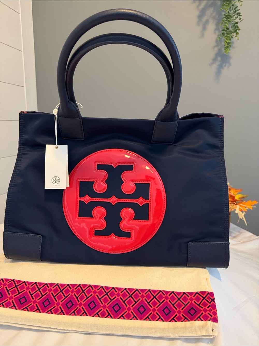 NWT Tory Burch Ella Colorblock Tote Navy Red Logo 17”